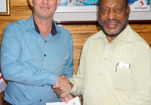 Link PNG receives first quarter airfare subsidy from Enga Provincial Government